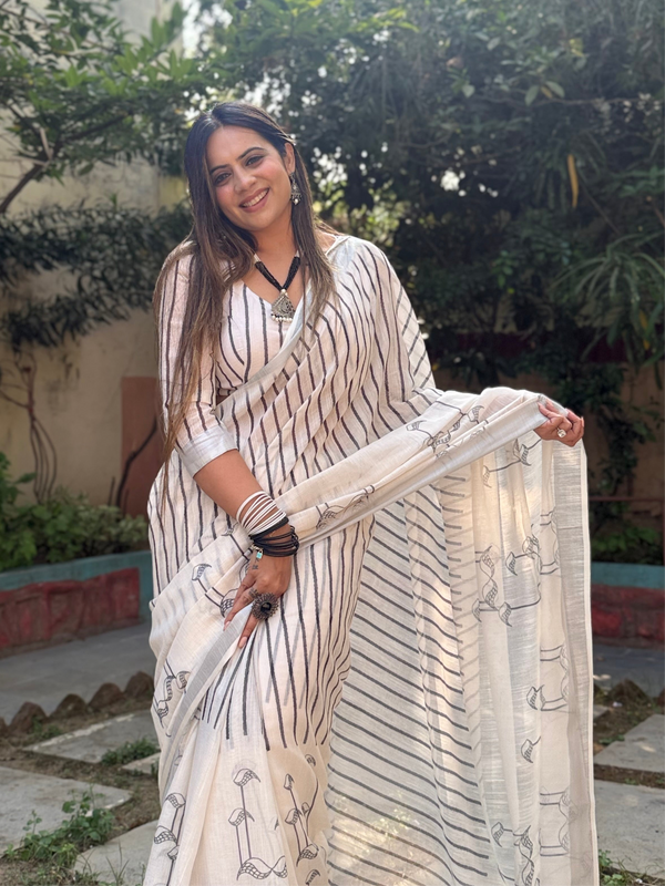 Off-White Pure Linen Digital Printed Saree with Striped Design and Unique Black Motif Pallu – Comes with Blouse Piece and Tassels