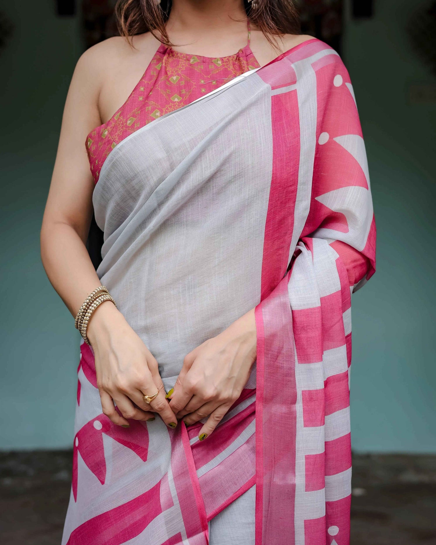 White & Pink Pure Cotton Linen Saree | Geometric Stripes with Blouse & Tassel Detailing