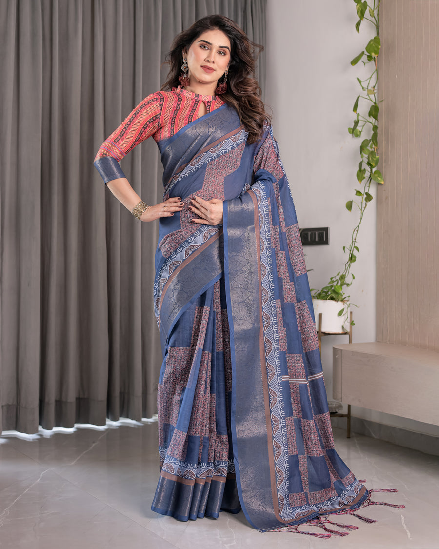 Luxurious Off-White Silk Saree with Gold Accents & Artistic Detailing – Timeless Fashion