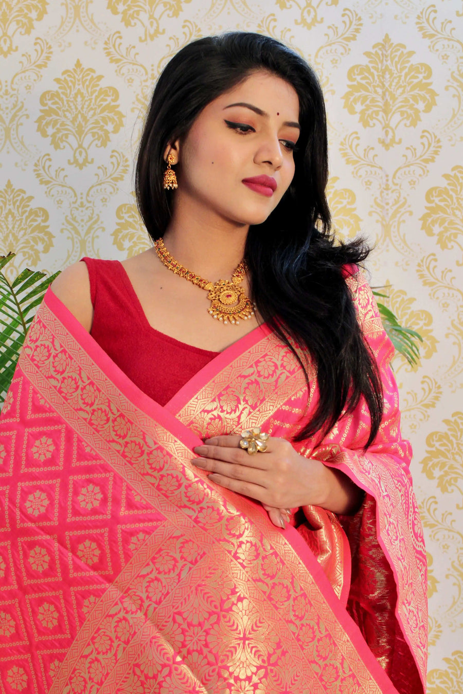 Maroon Handloom Cotton Saree | Floral Print & Royal Procession Pallu – Buy Online